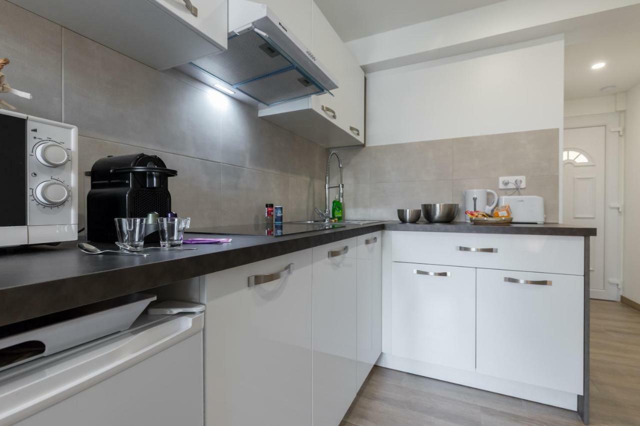 Sleep In City Center Apartment Antibes