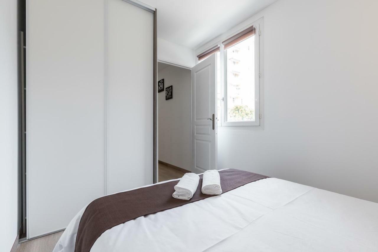Apartment Sleep In City Center