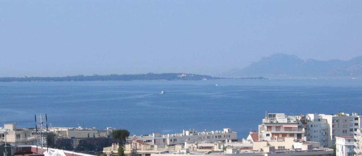 Corinthe Mas De Tanit , *