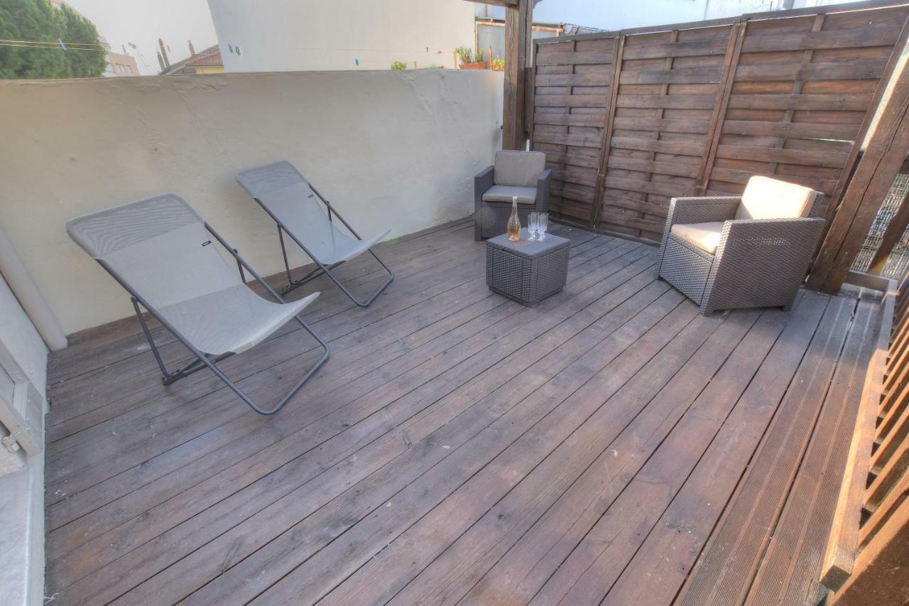 Terrasse Arene - 2p Avec Grande Terrasse, Situation Ideale En Vieille Apartment