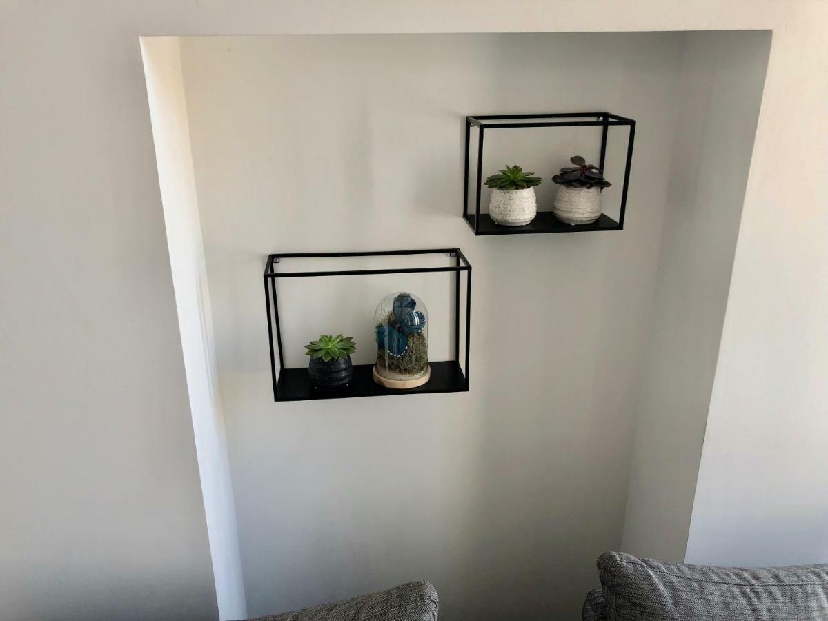 Apartment Bright & Modern In The Heart Of *