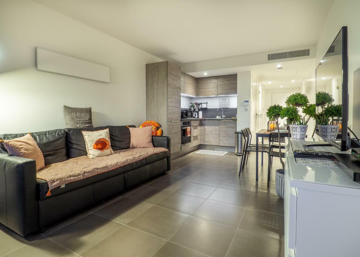 Art De Vivre Apartment