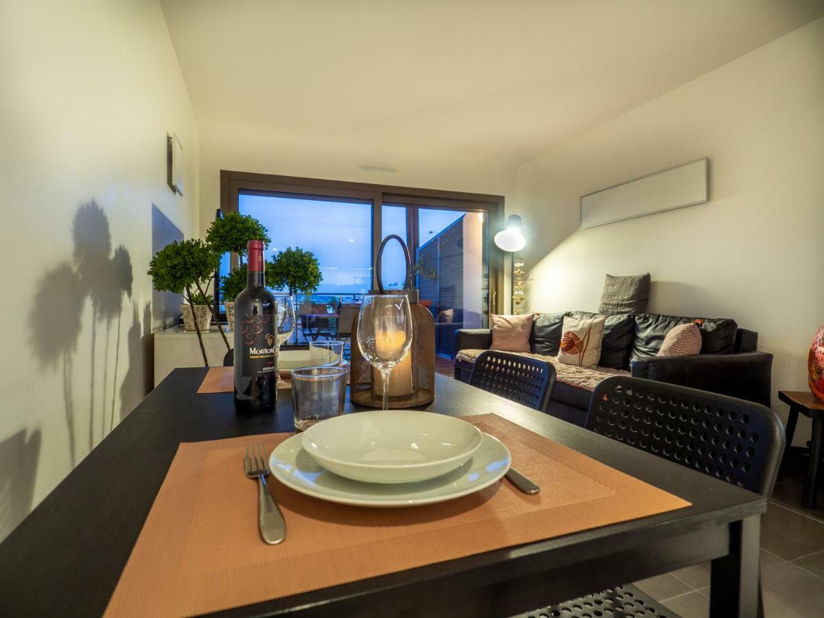Art De Vivre Apartment