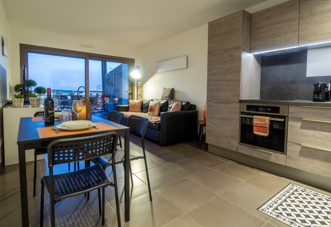 Apartment Art De Vivre Antibes