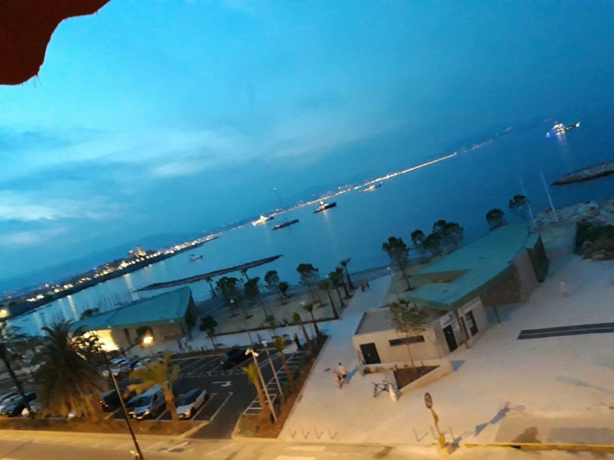 Antibes: A Nest Perched On The Sea! Apartamento Antibes