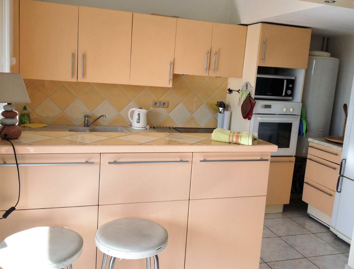De La Apartment