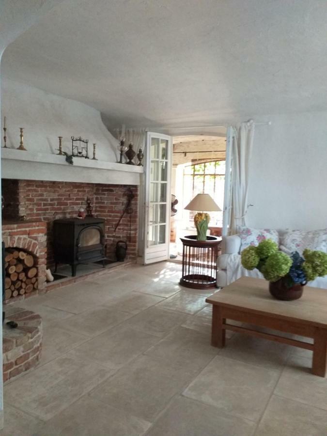 Le Mas De Rena Bed & Breakfast Antibes