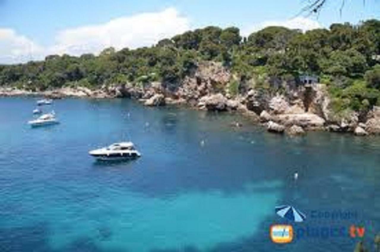 Apartment Le St Jean 48 Chemin Des Autrichiens Antibes