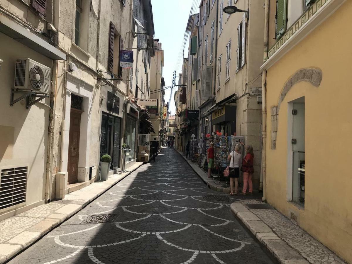 Sleep In City Port Antibes