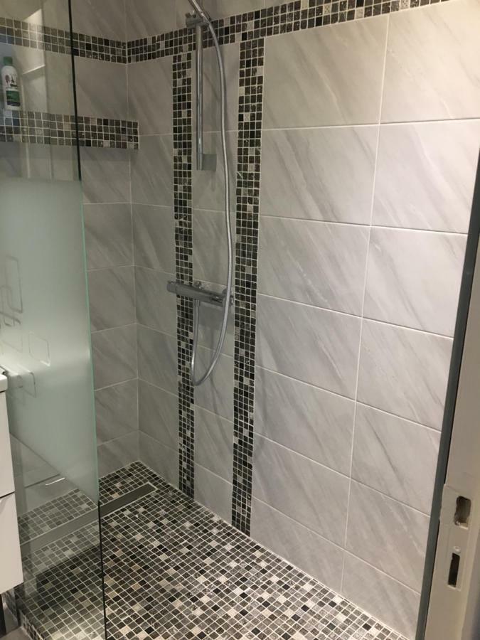 Juan Les Pins Center,1 Bedroom Apart, Pool Apartment *