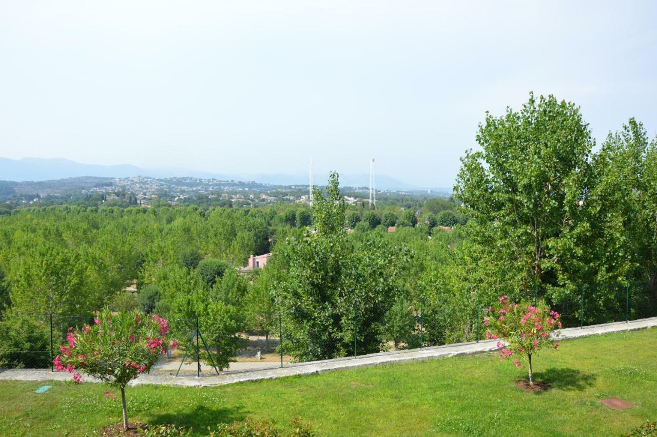 Apartment Studio Zenazur