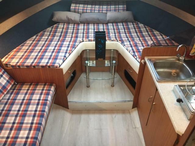 Botel Location Bateau Port Vauban