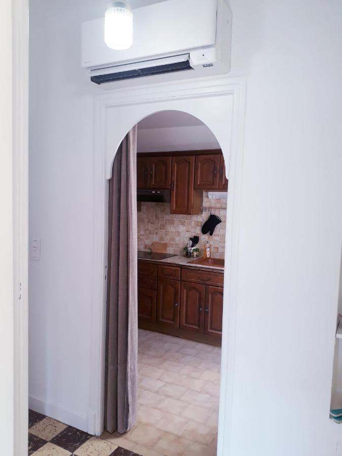 La Cosy - Parking Apartment