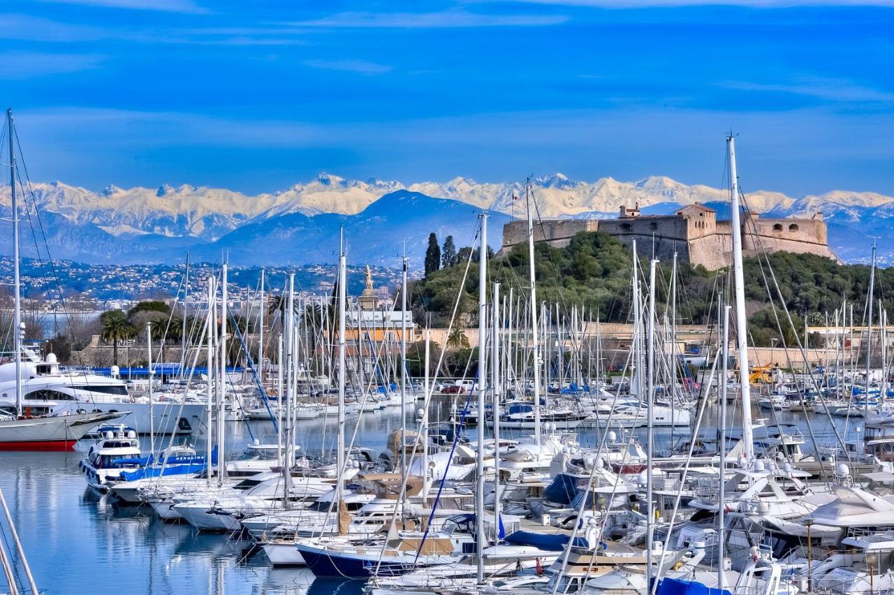 Apartment Penthouse Vue Avec Rooftop,jacuzzi,et Parking Prive Antibes