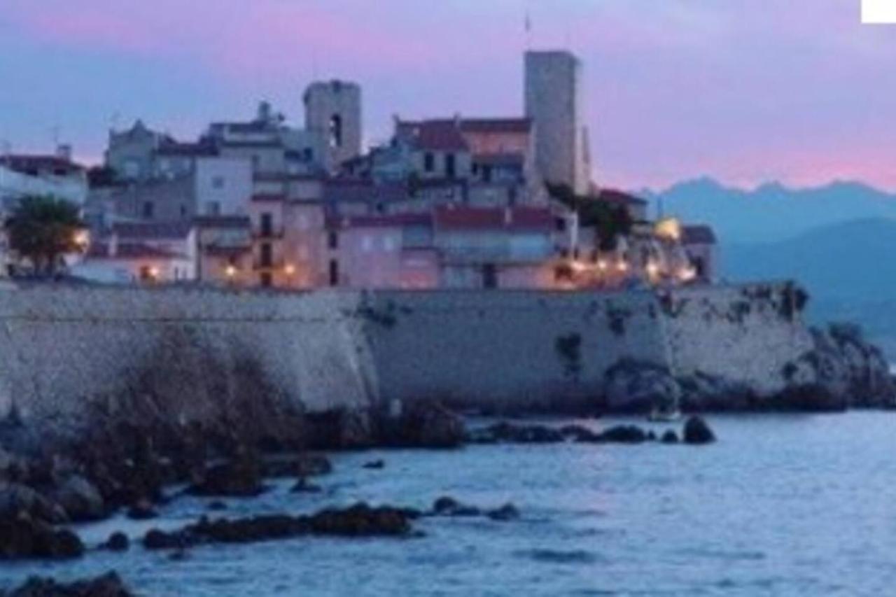 Studio Au Coeur Du Vieil 5 Mn Des Plages * Antibes