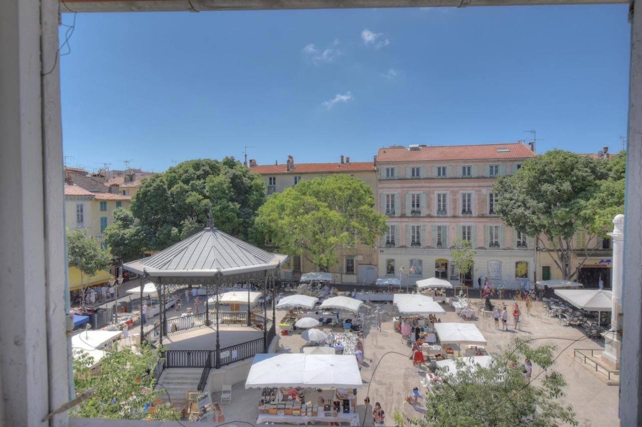 Apartment 61 Place Nationale *