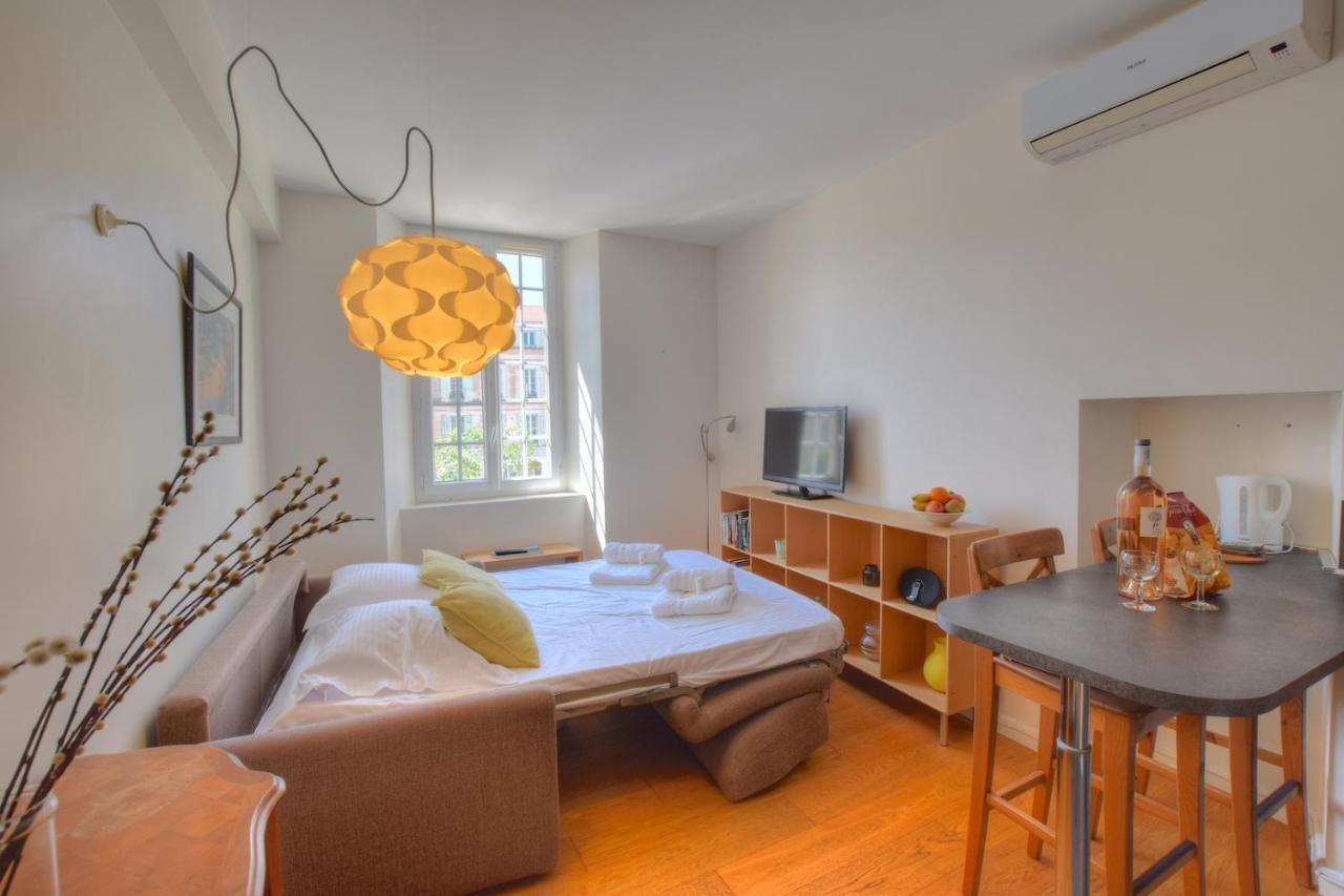 61 Place Nationale * Antibes