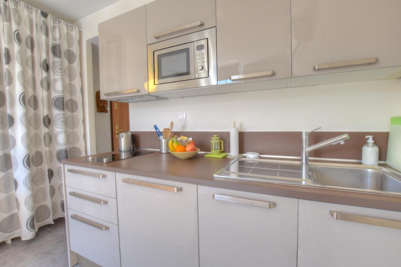 61 Place Nationale * Antibes