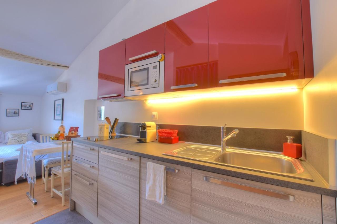 61 Place Nationale * Antibes