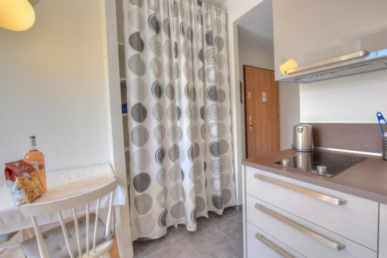 61 Place Nationale Apartment Antibes