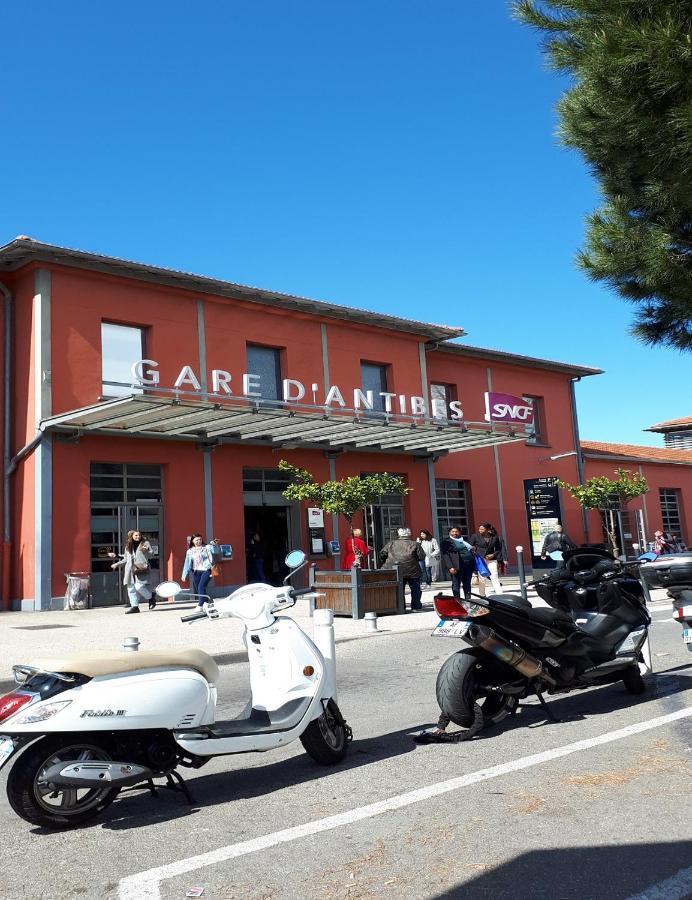 Port Vauban Excellente Situation Climatise Box Fibre Antibes
