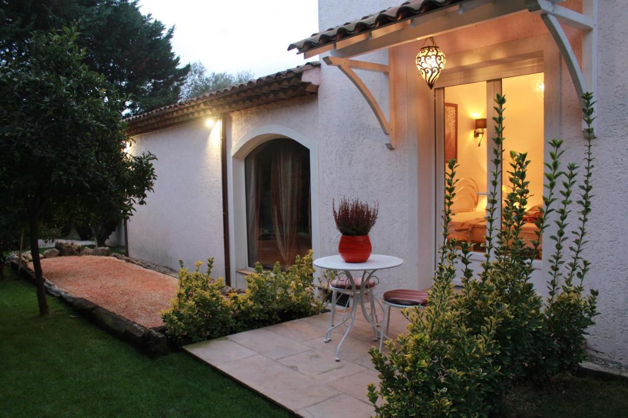 Bed & Breakfast La Topi Antibes