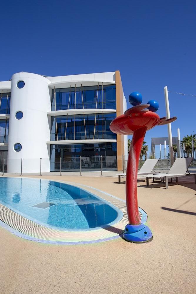 Hotel Marineland
